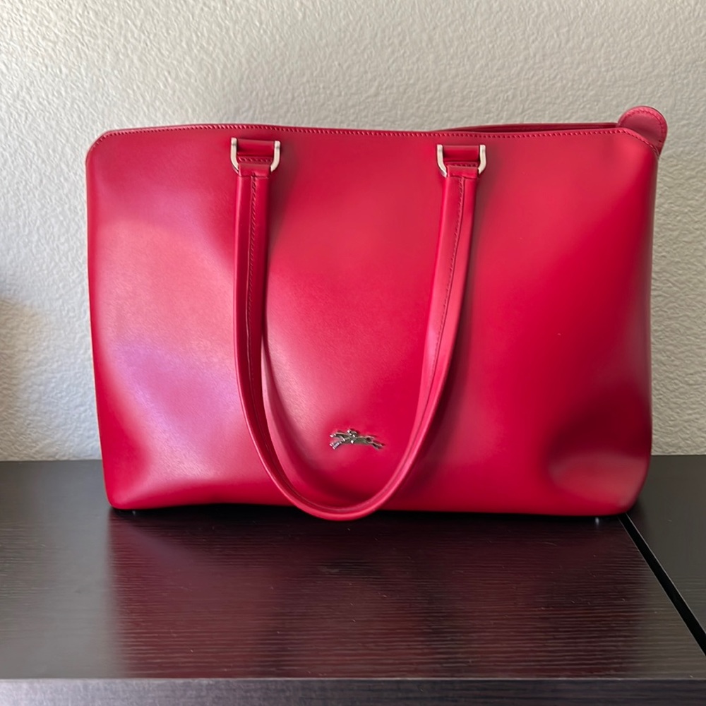 Large red Longchamp tote